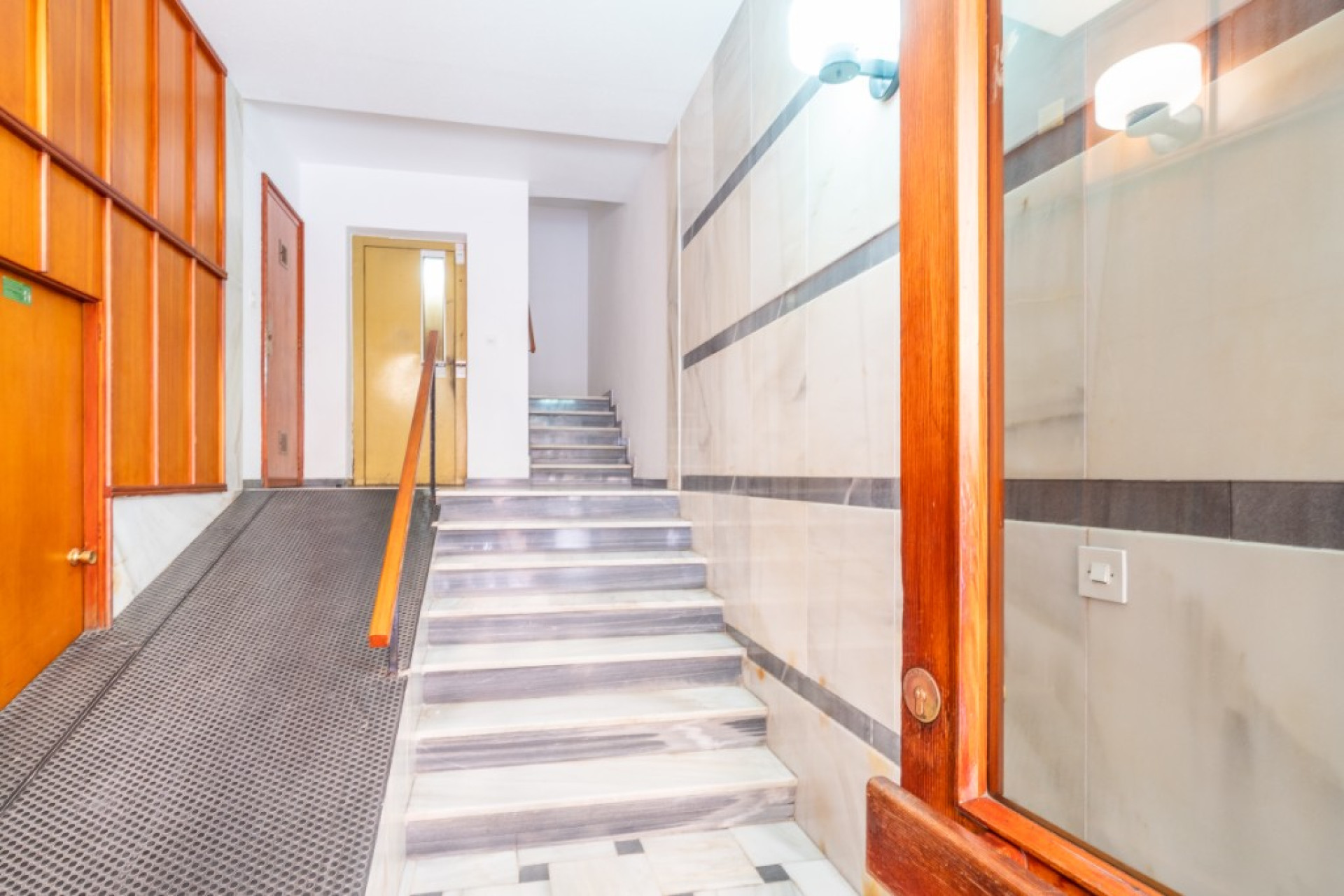 Resale - 1. Apartment / flat - Torrevieja - Costa Blanca South