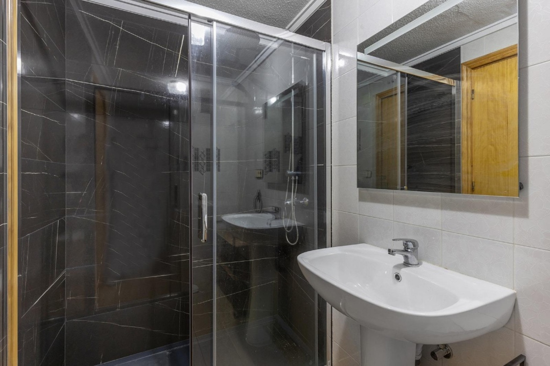 Resale - 1. Apartment / flat - Torrevieja - Costa Blanca South