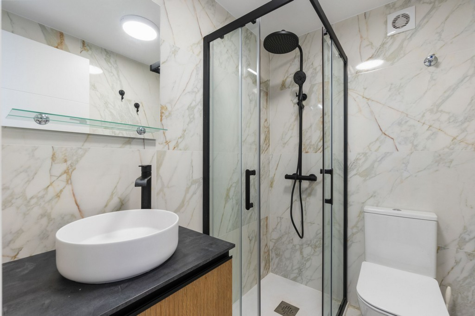 Resale - 1. Apartment / flat - Torrevieja - Costa Blanca South