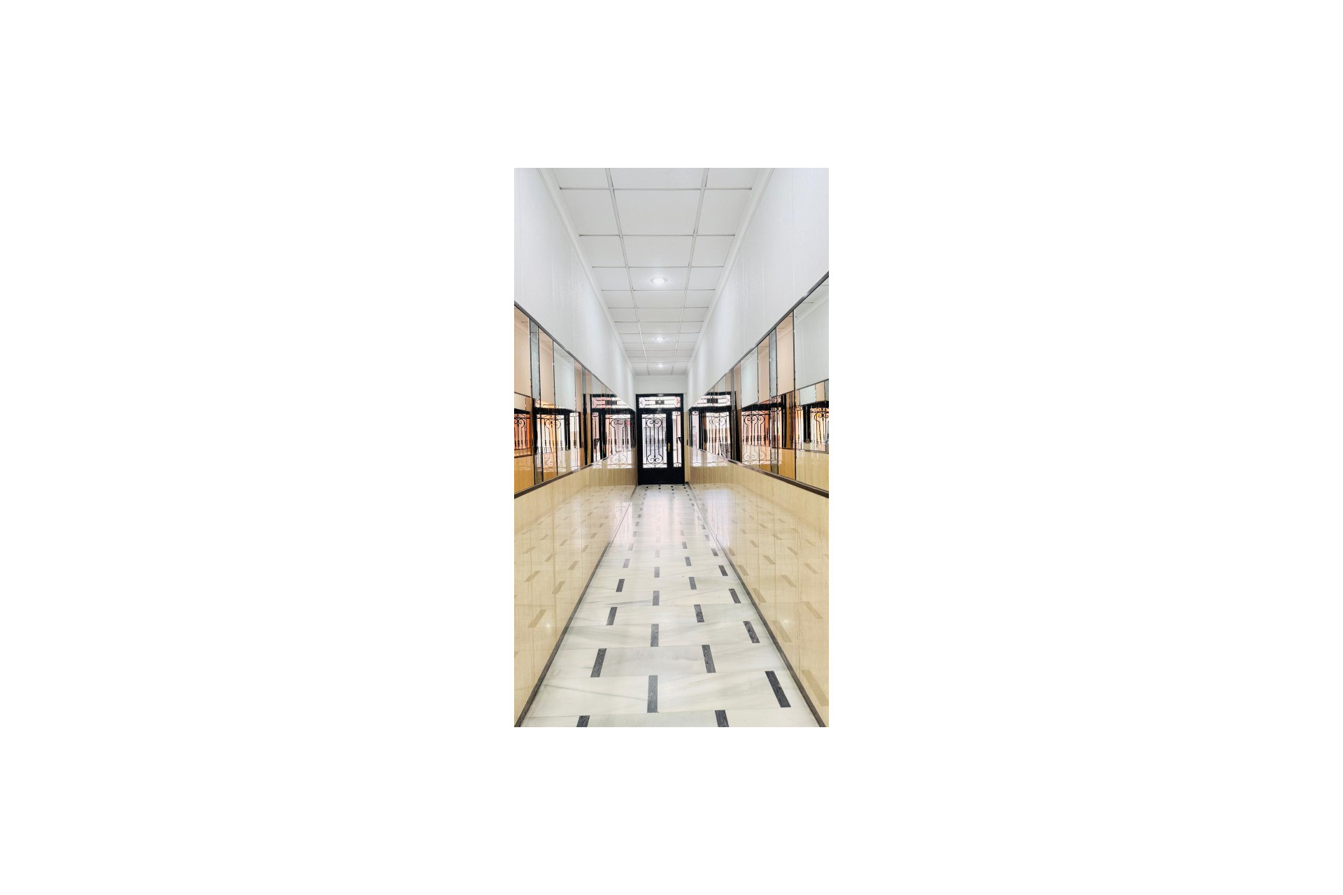 Resale - 1. Apartment / flat - Torrevieja - Costa Blanca South