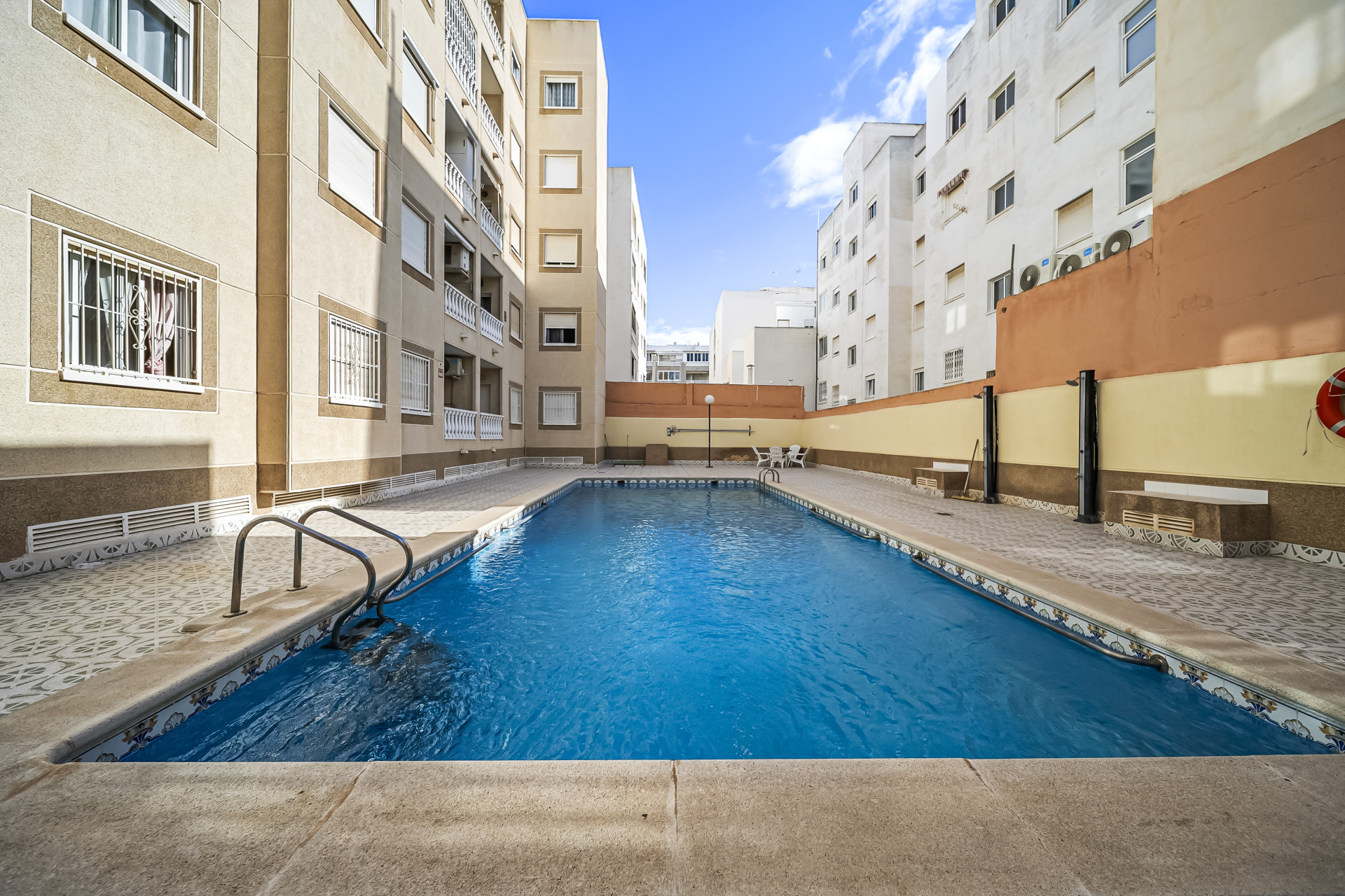 Resale - 1. Apartment / flat - Torrevieja - Costa Blanca South