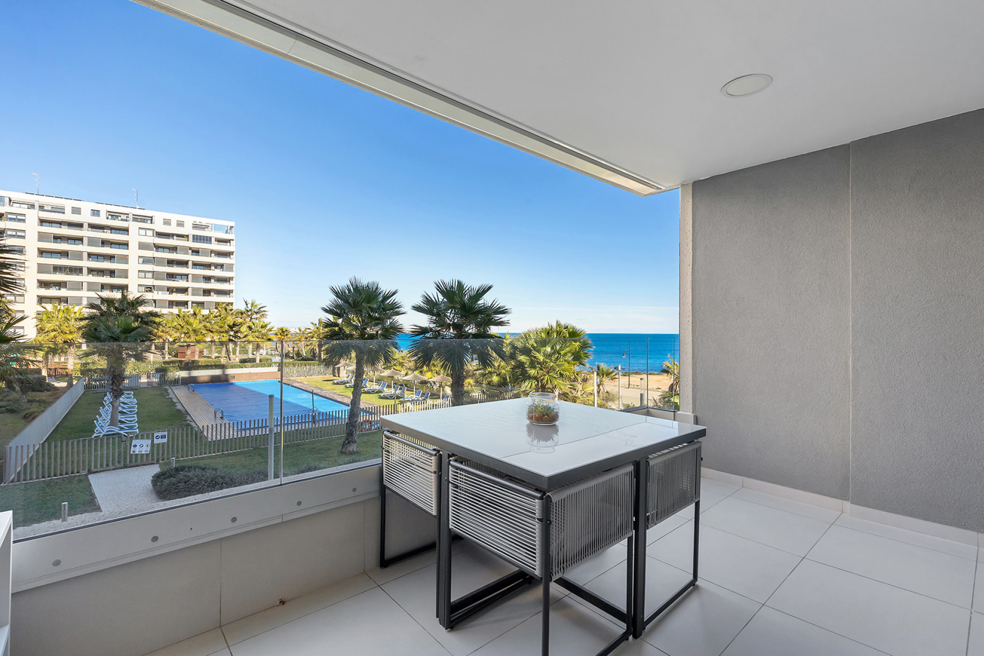 Resale - 1. Apartment / flat - Torrevieja - Costa Blanca South