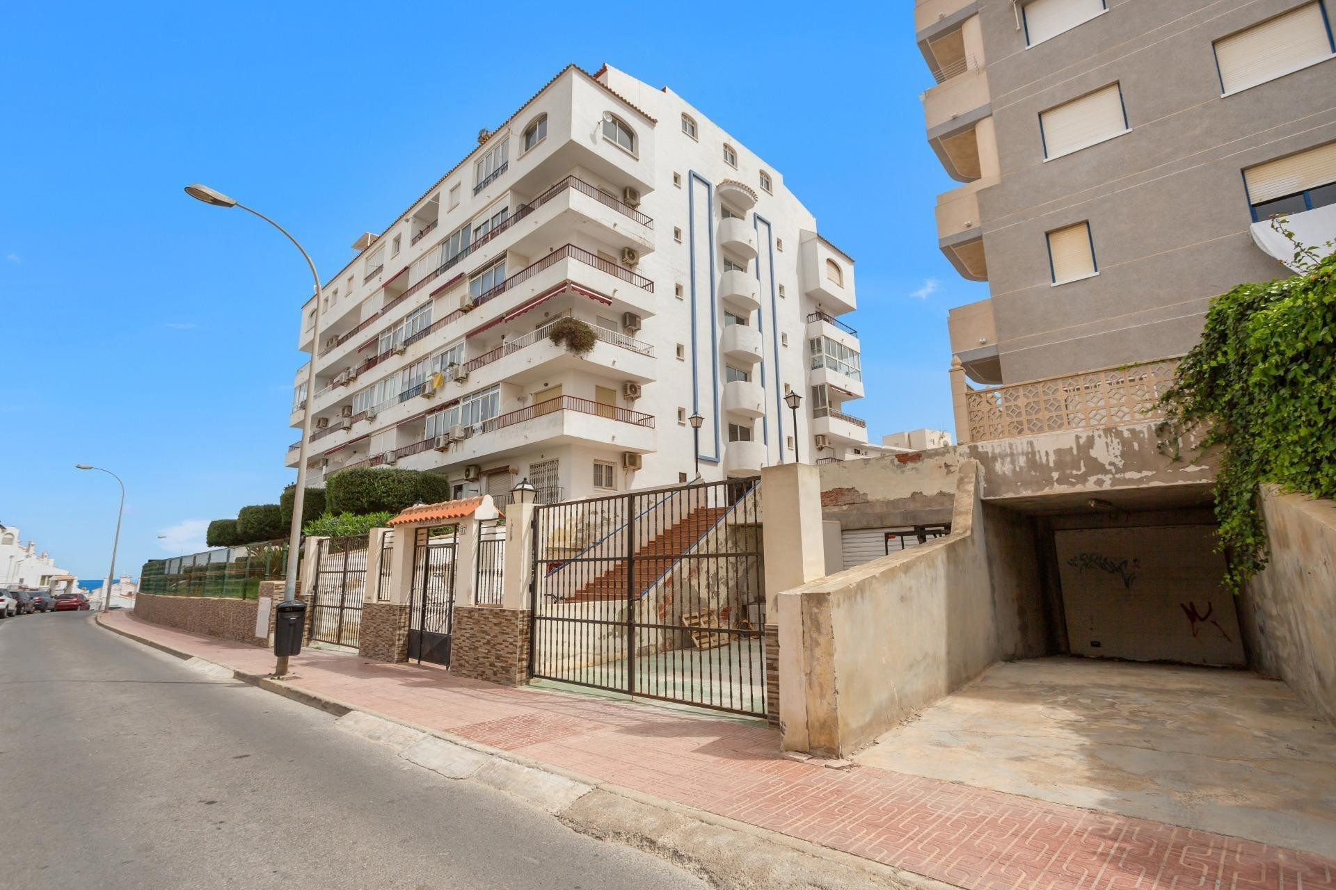Resale - 1. Apartment / flat - Torrevieja - Costa Blanca South
