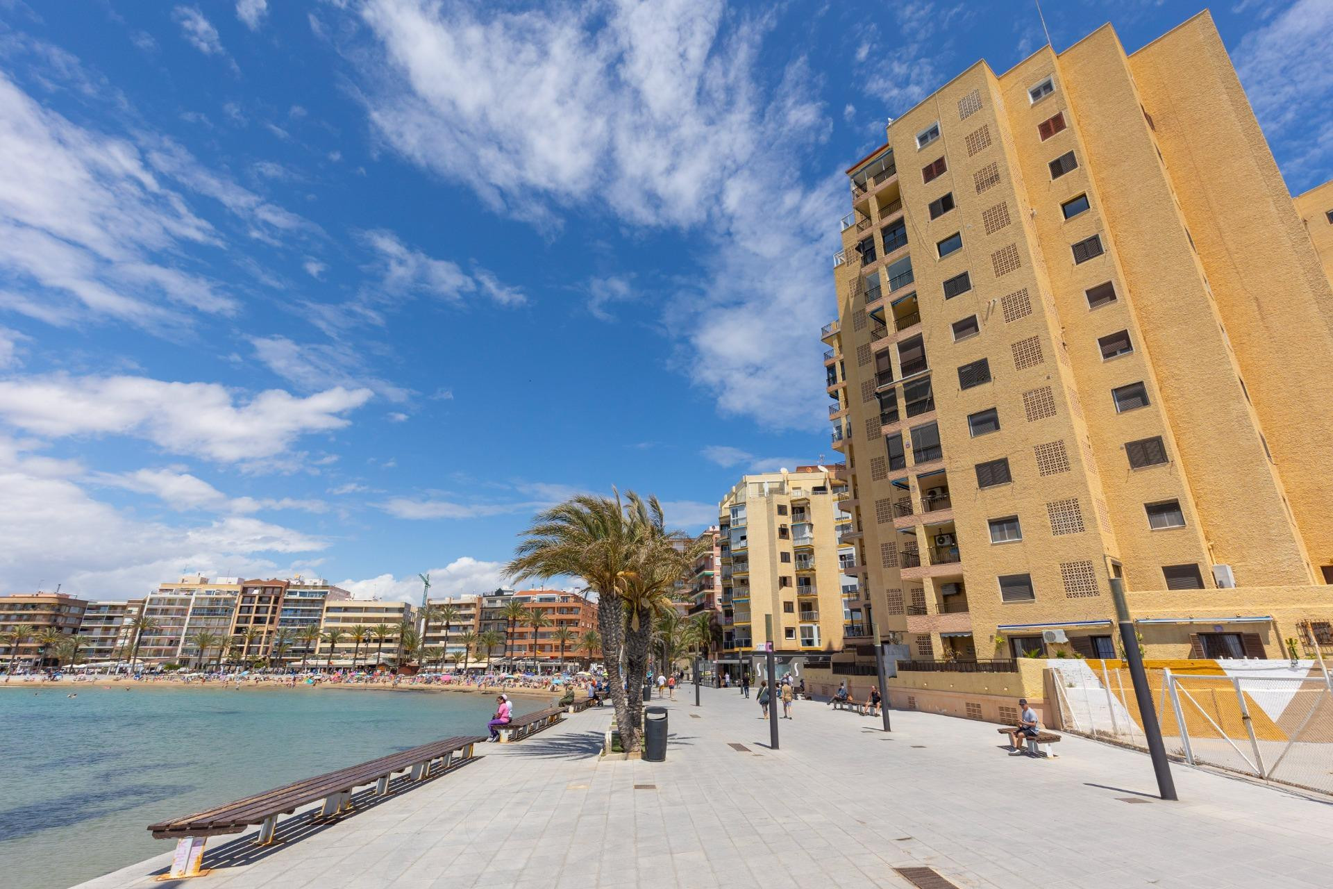 Resale - 1. Apartment / flat - Torrevieja - Costa Blanca South