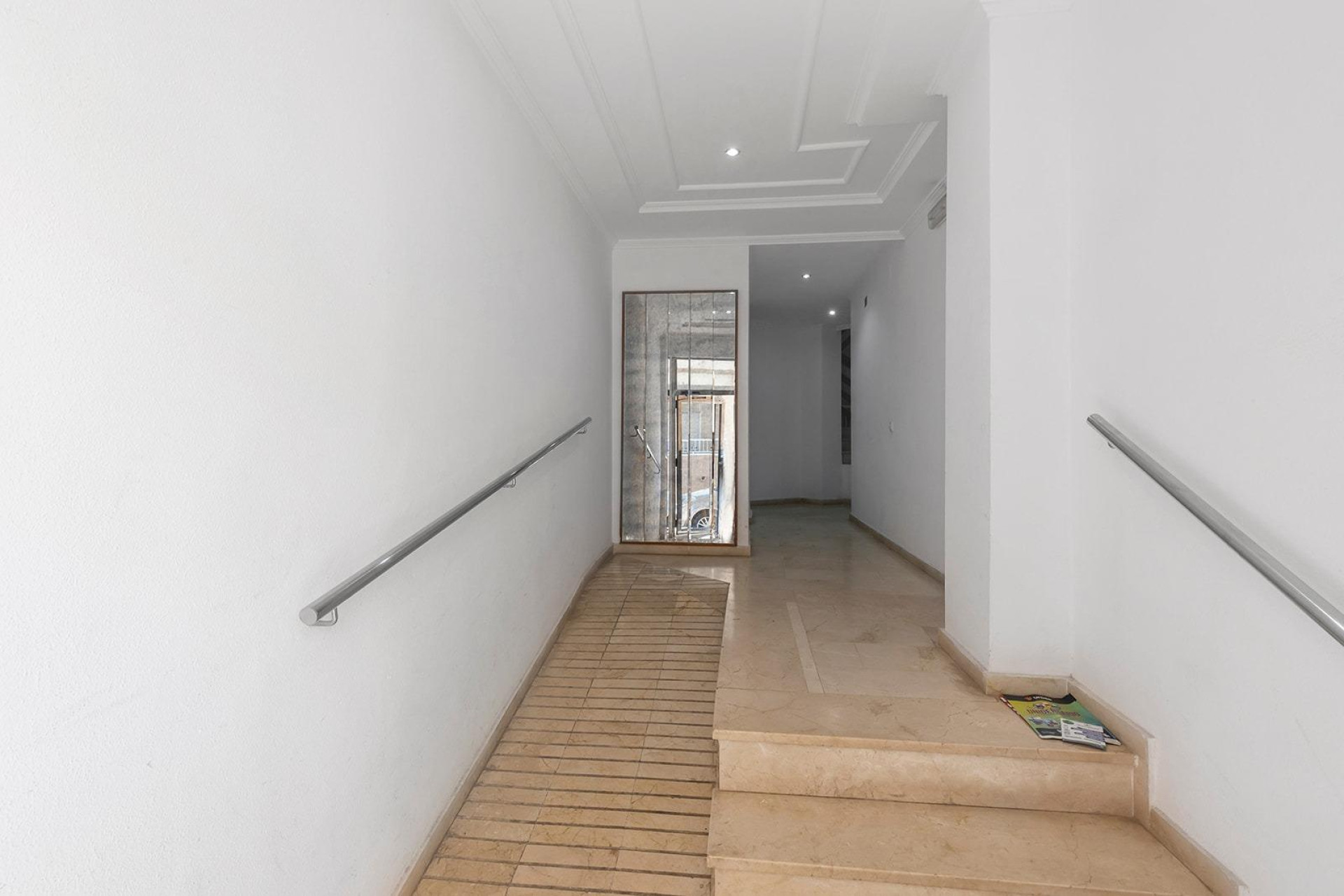 Resale - 1. Apartment / flat - Torrevieja - Costa Blanca South