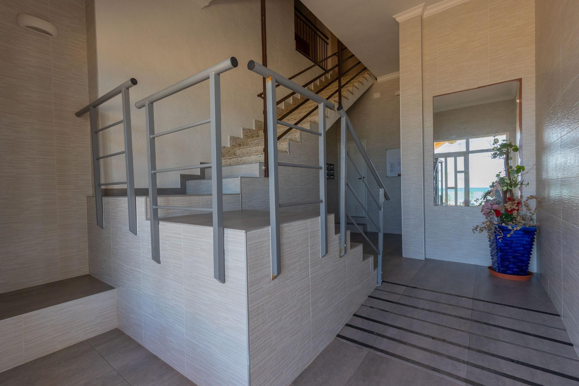 Resale - 1. Apartment / flat - Torrevieja - Costa Blanca South