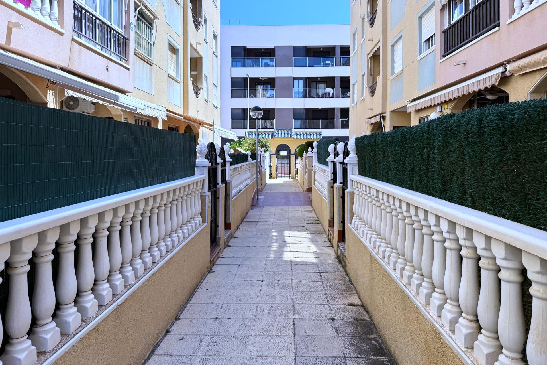 Resale - 1. Apartment / flat - Torrevieja - Costa Blanca South