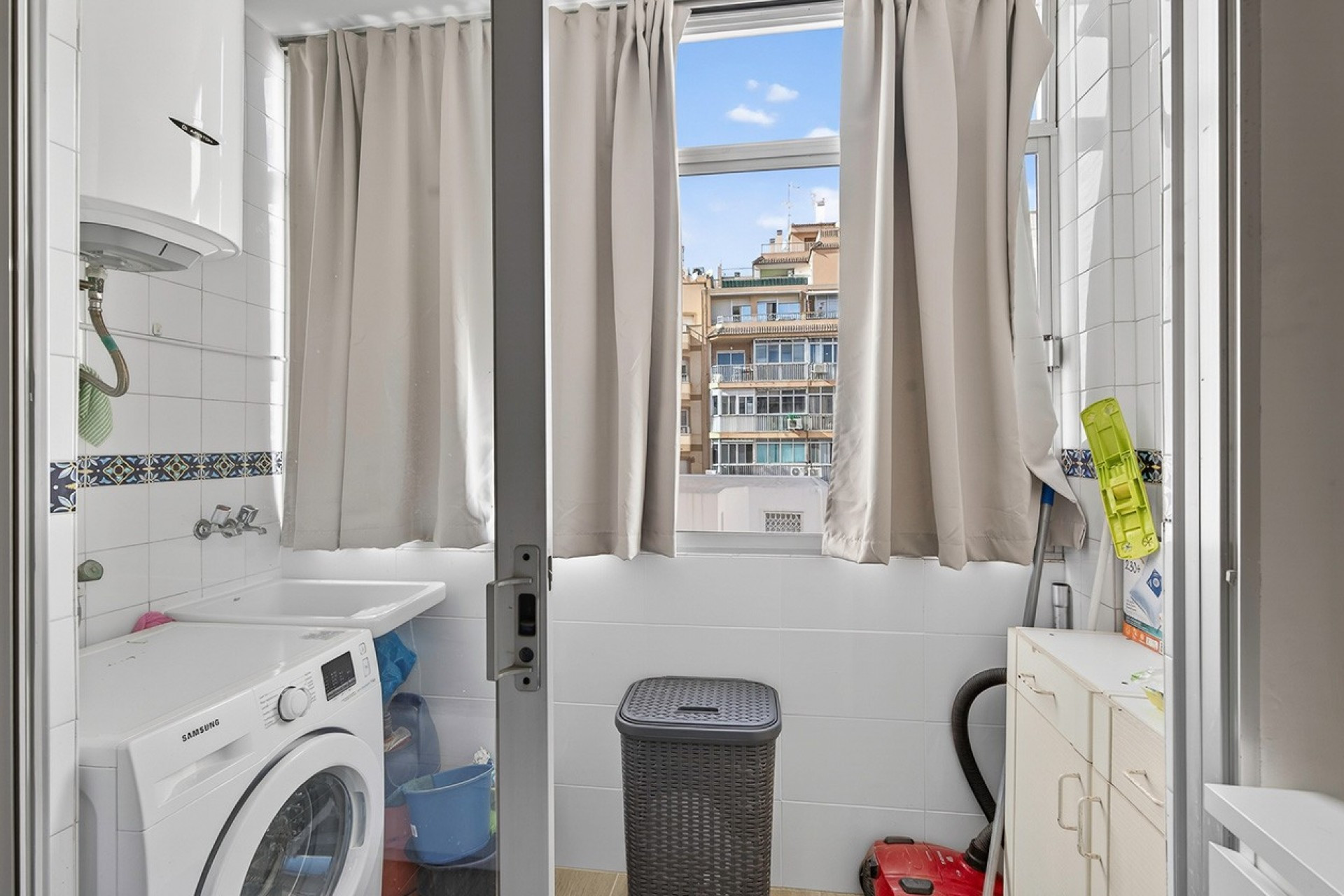 Resale - 1. Apartment / flat - Torrevieja - Costa Blanca South