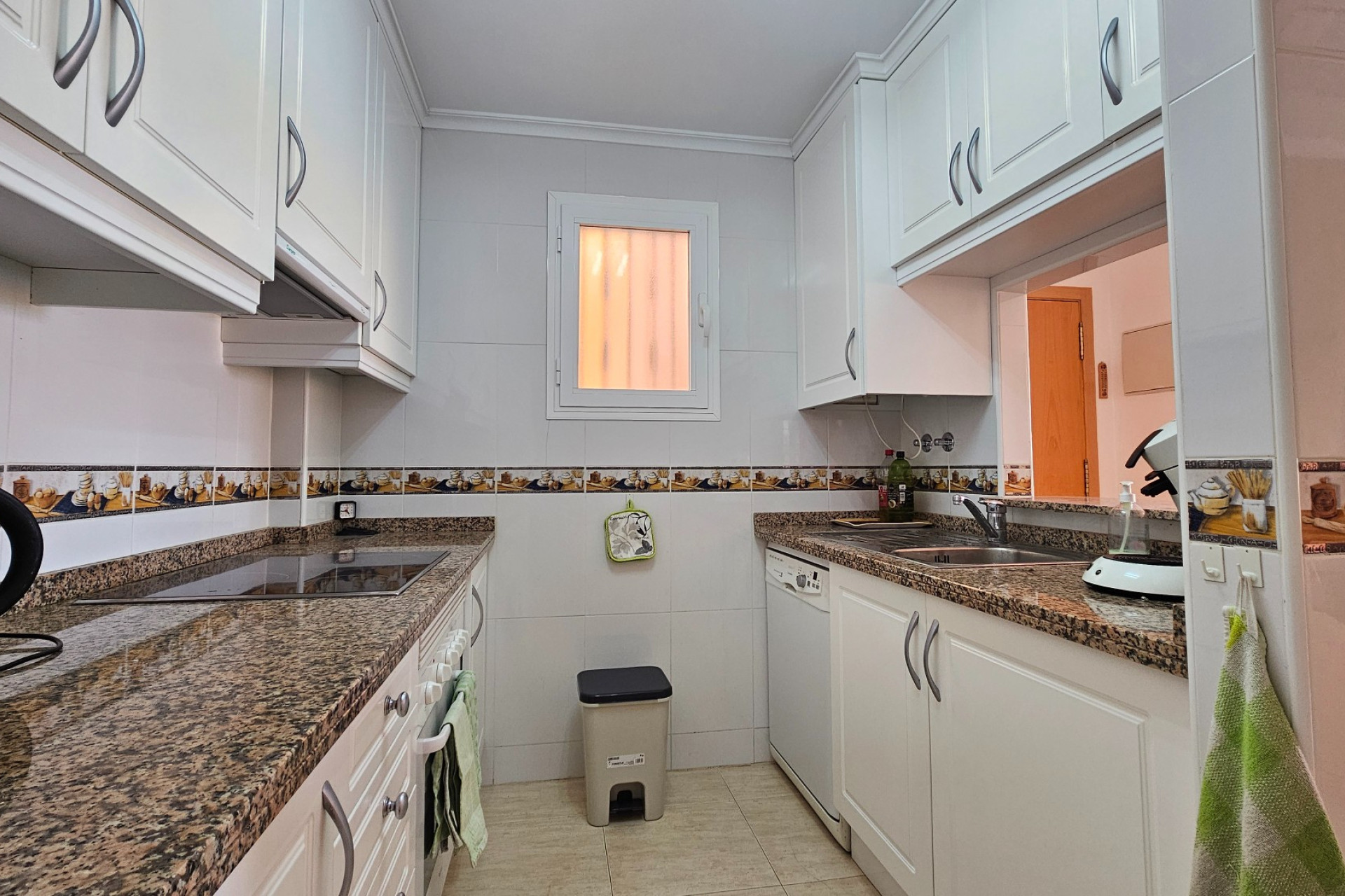 Resale - 1. Apartment / flat - Torrevieja - Costa Blanca South