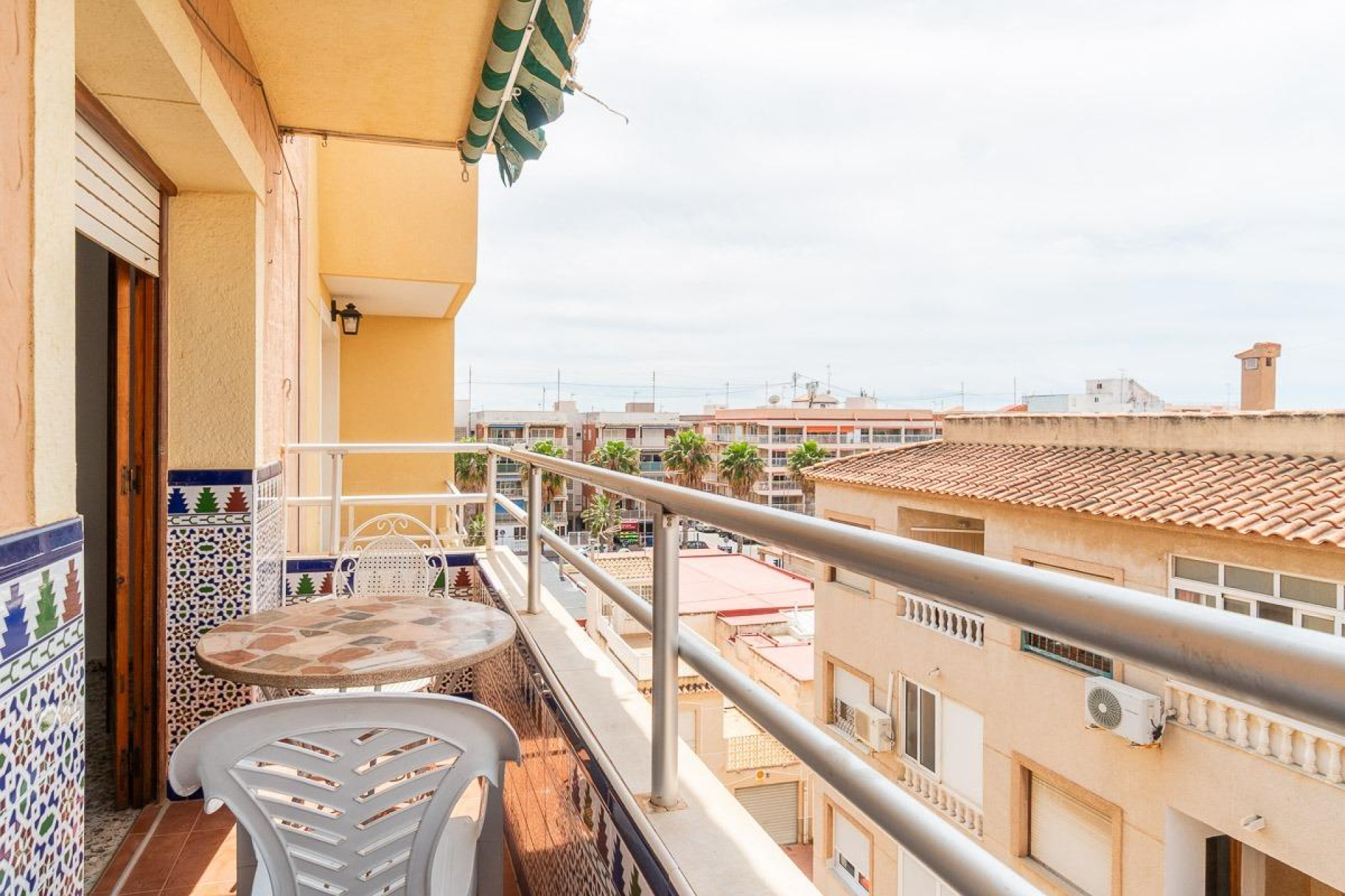 Resale - 1. Apartment / flat - Torrevieja - Costa Blanca South