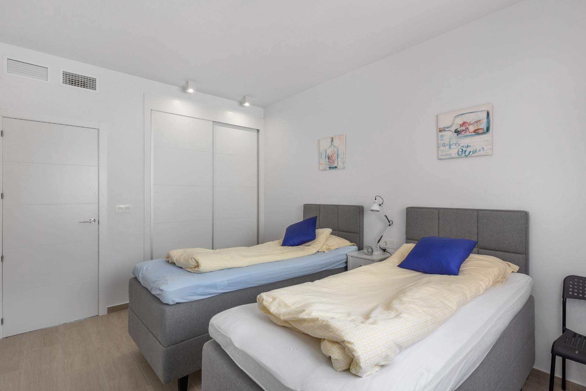 Resale - 1. Apartment / flat - Torrevieja - Costa Blanca South