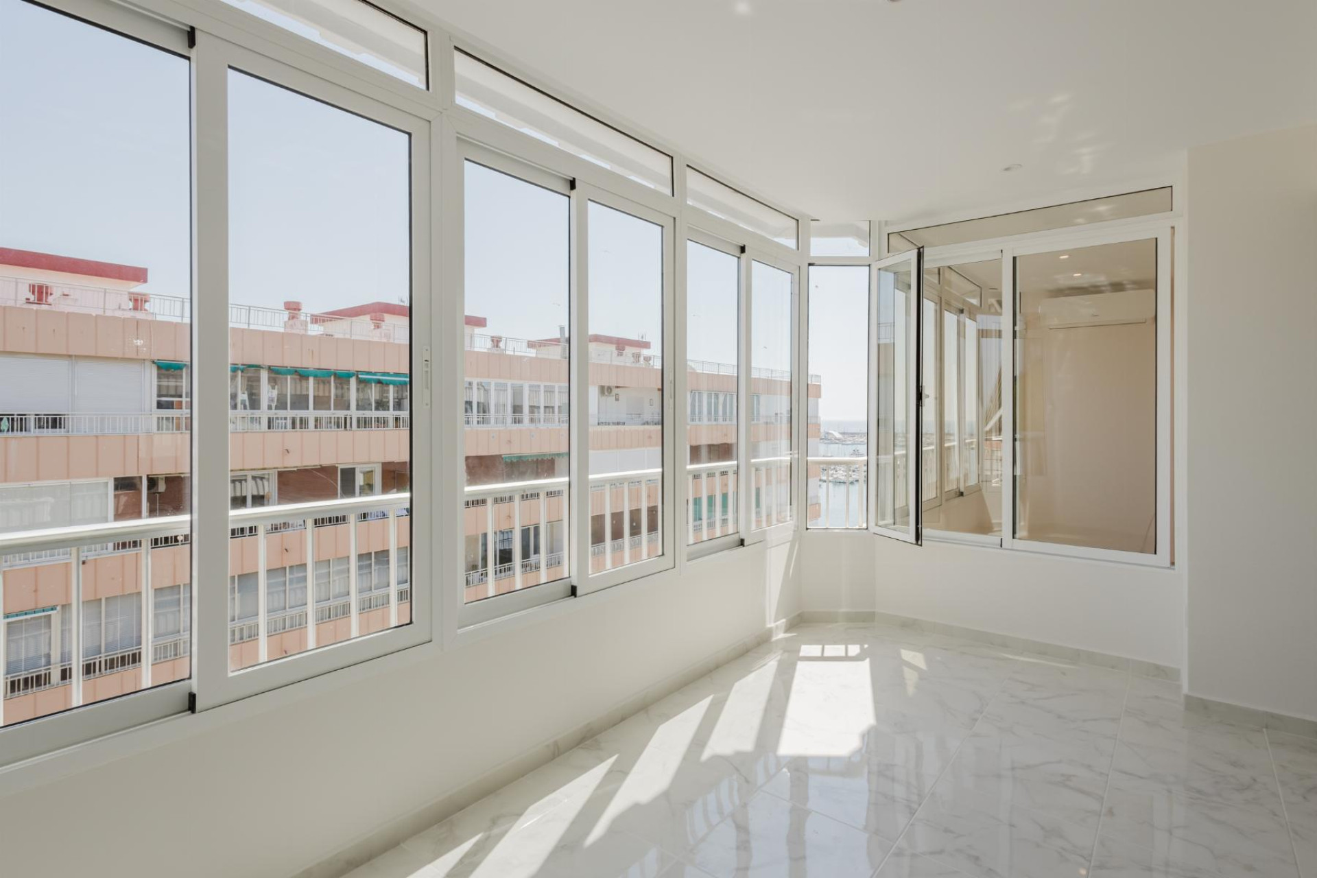 Resale - 1. Apartment / flat - Torrevieja - Costa Blanca South