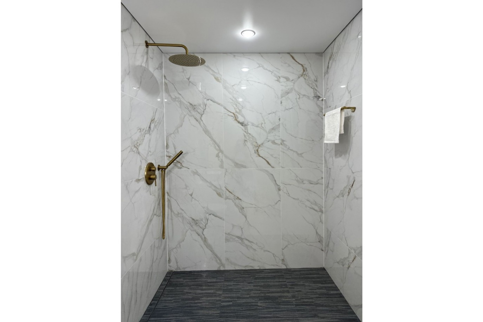 Resale - 1. Apartment / flat - Torrevieja - Costa Blanca South