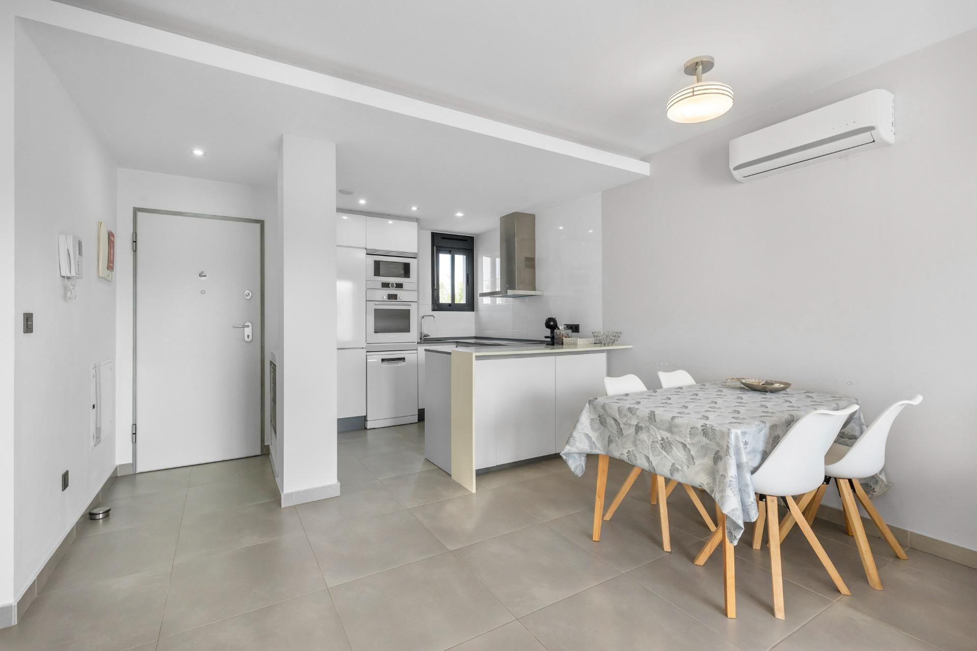 Resale - 1. Apartment / flat - Torrevieja - Costa Blanca South