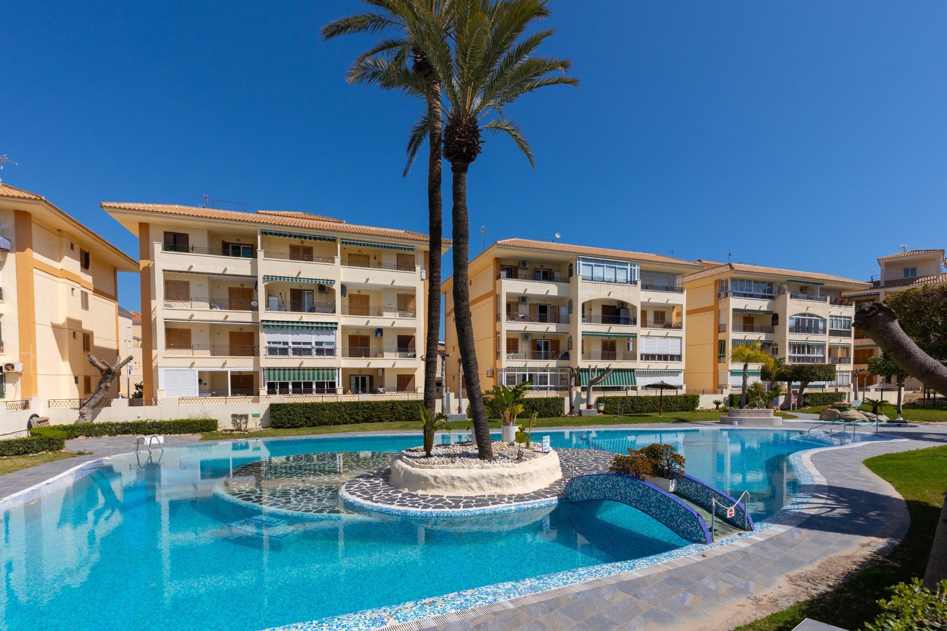 Resale - 1. Apartment / flat - Torrevieja - Costa Blanca South
