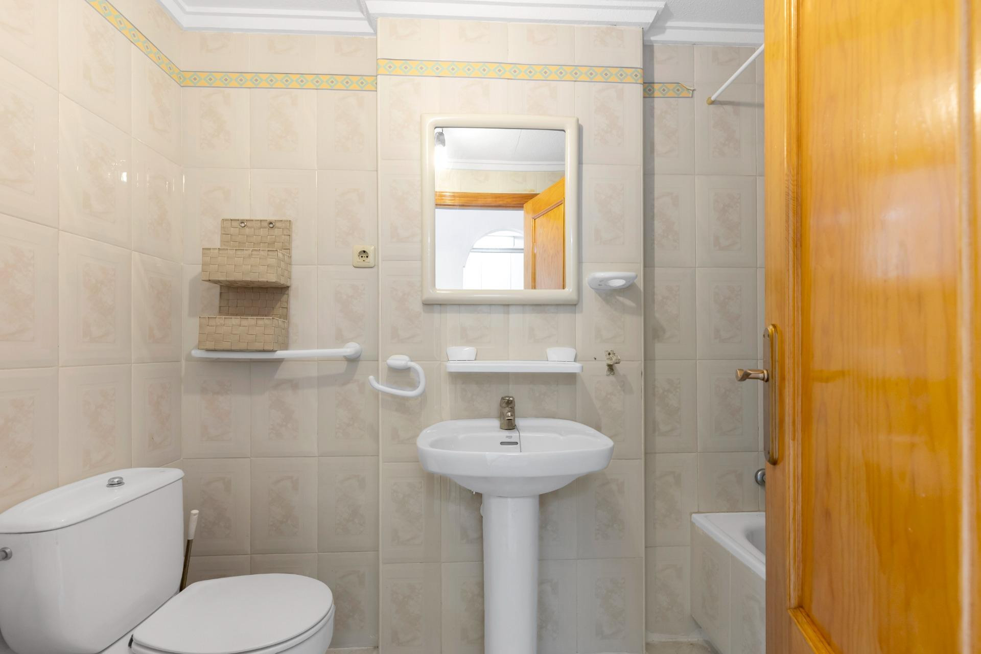 Resale - 1. Apartment / flat - Torrevieja - Costa Blanca South