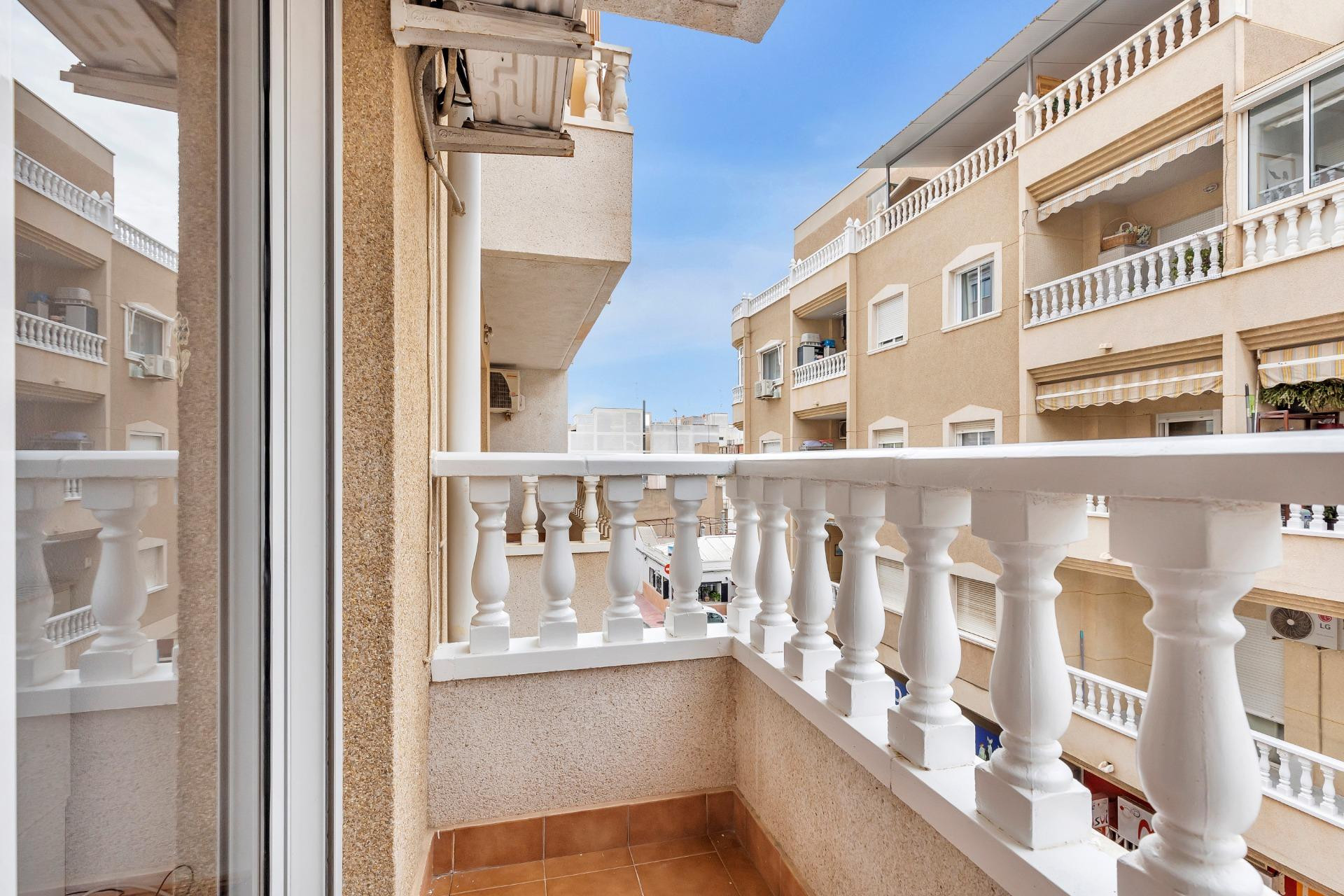 Resale - 1. Apartment / flat - Torrevieja - Costa Blanca South
