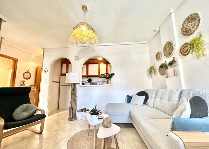 Resale - 1. Apartment / flat - Torrevieja - Costa Blanca South