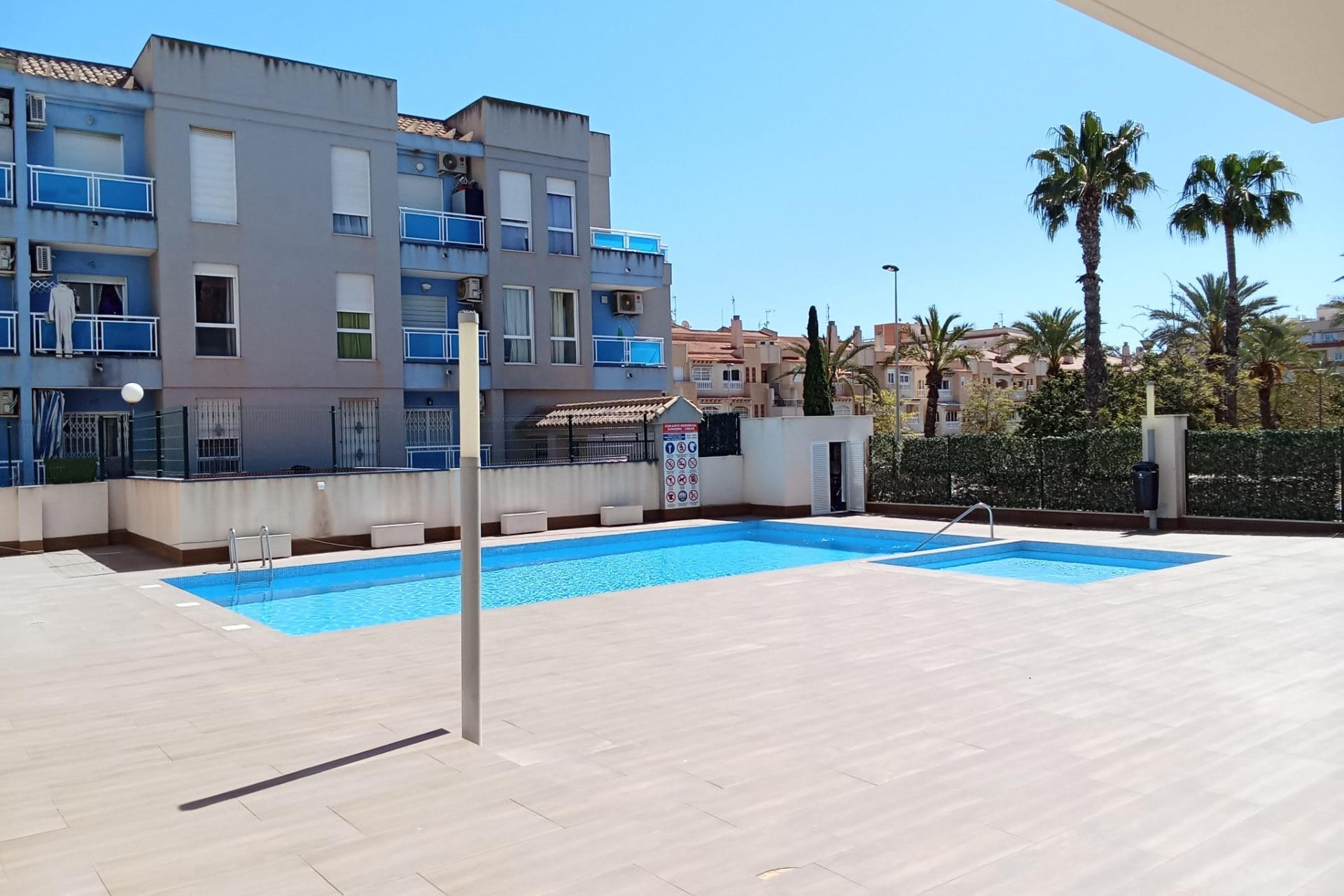 Resale - 1. Apartment / flat - Torrevieja - Costa Blanca South