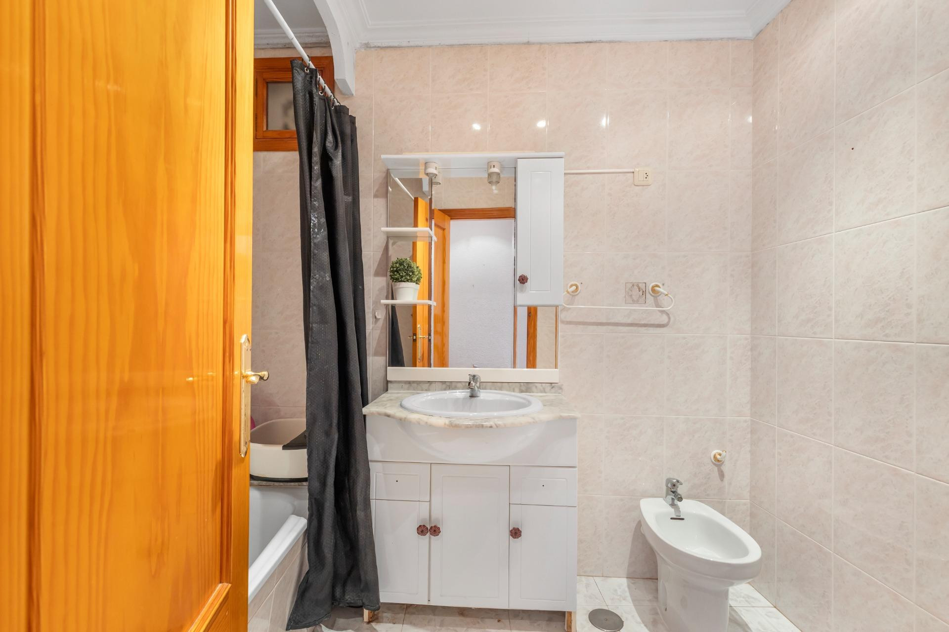 Resale - 1. Apartment / flat - Torrevieja - Costa Blanca South