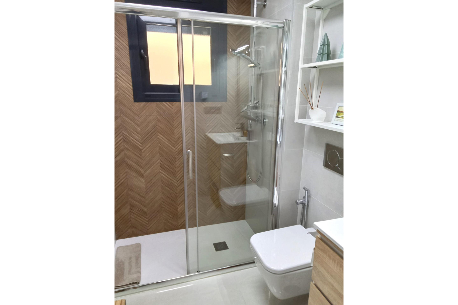 Resale - 1. Apartment / flat - Torrevieja - Costa Blanca South