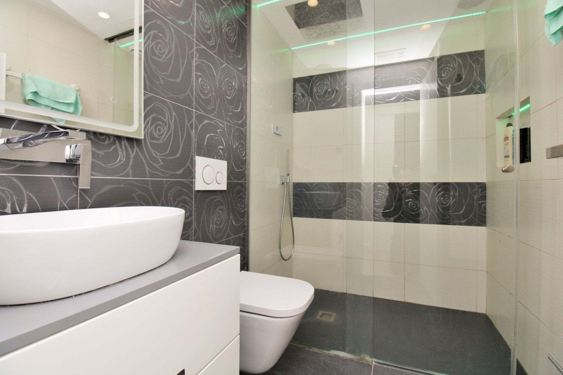 Resale - 1. Apartment / flat - Torrevieja - Costa Blanca South