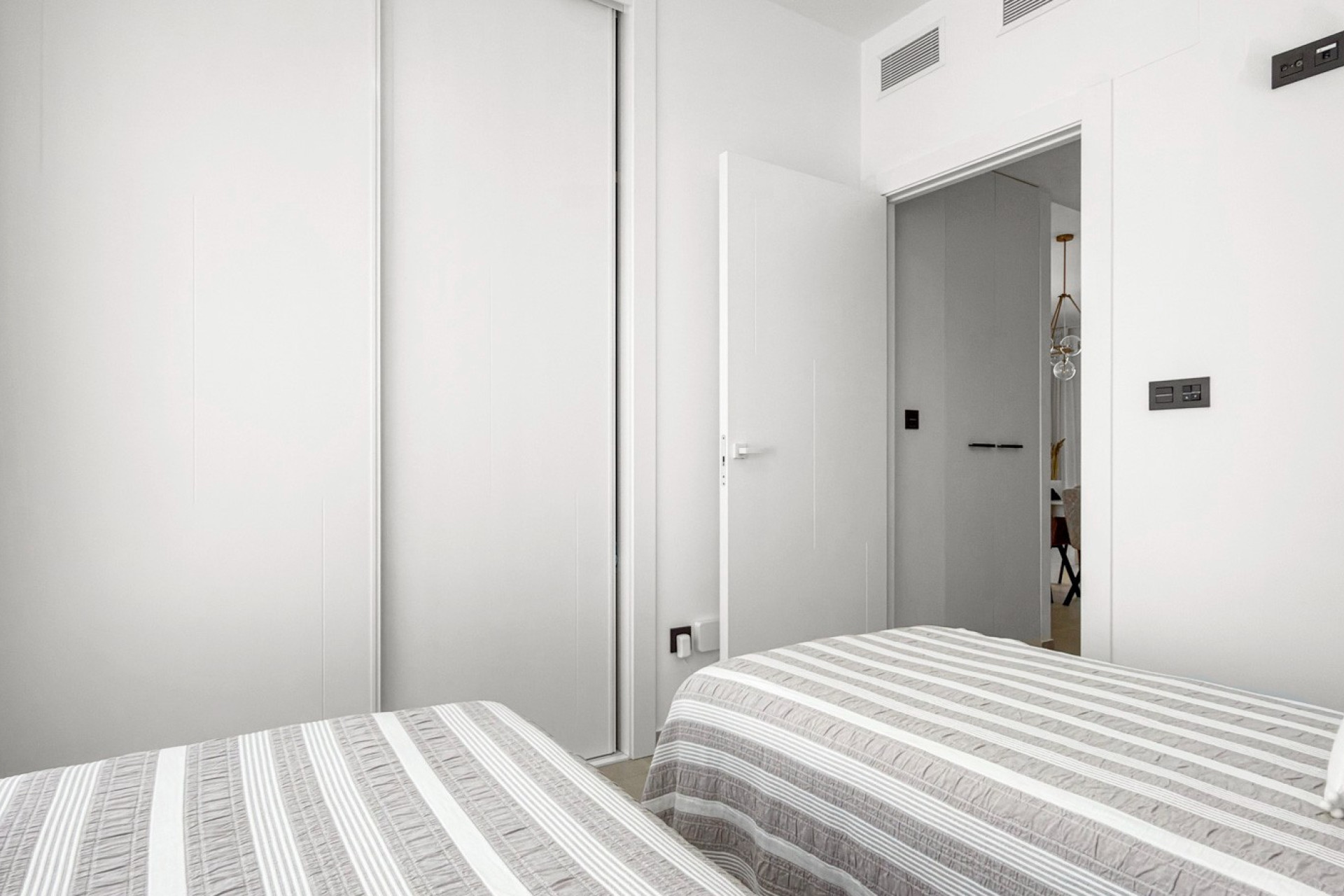 Resale - 1. Apartment / flat - Torrevieja - Costa Blanca South