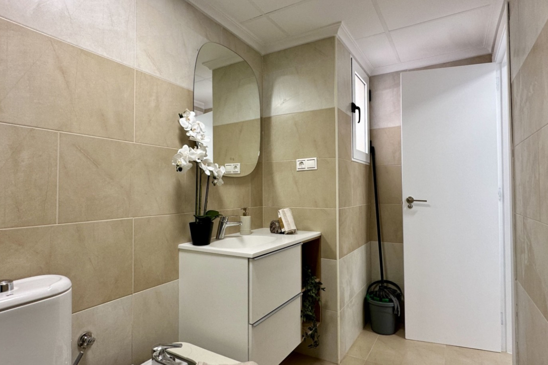 Resale - 1. Apartment / flat - Torrevieja - Costa Blanca South