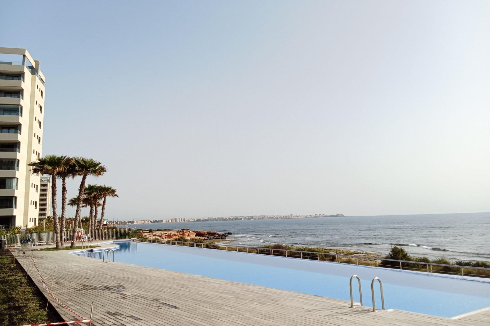 Resale - 1. Apartment / flat - Torrevieja - Costa Blanca South
