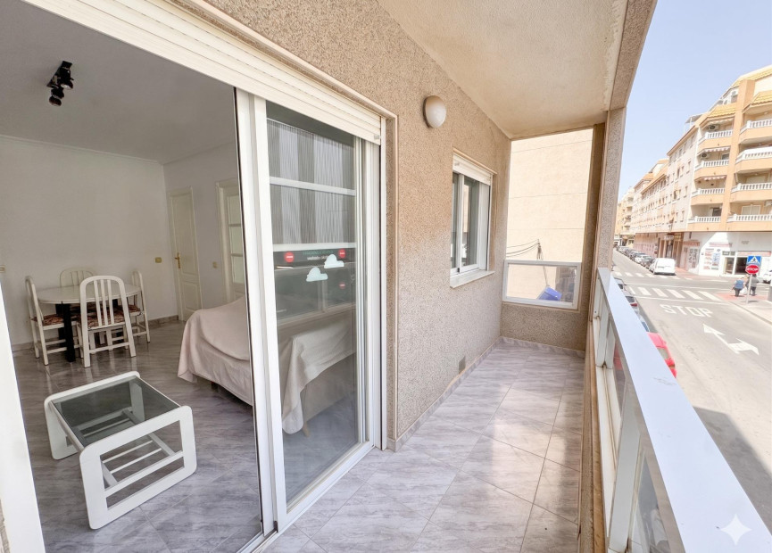 Resale - 1. Apartment / flat - Torrevieja - Costa Blanca South