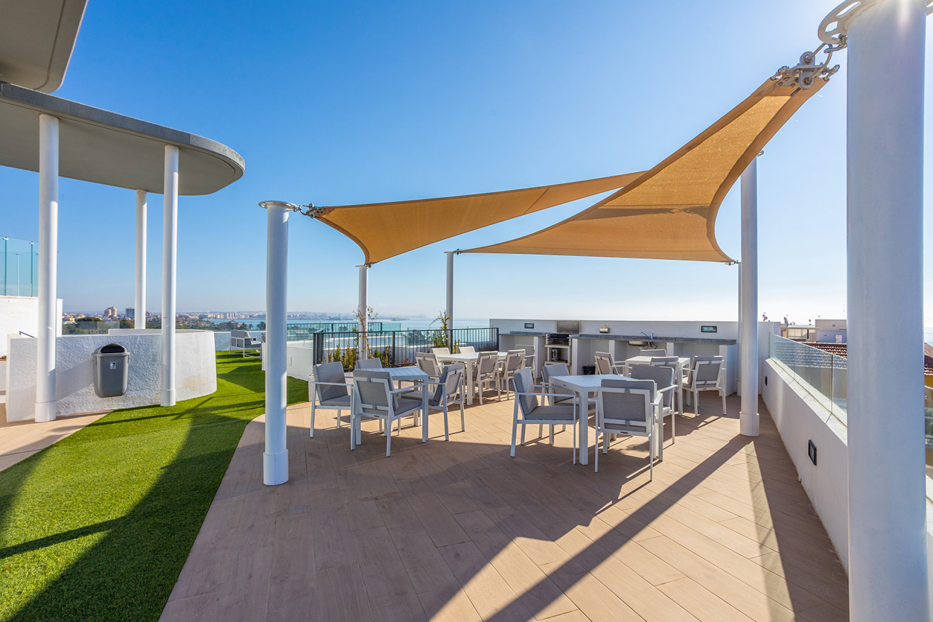 Resale - 1. Apartment / flat - Torrevieja - Costa Blanca South