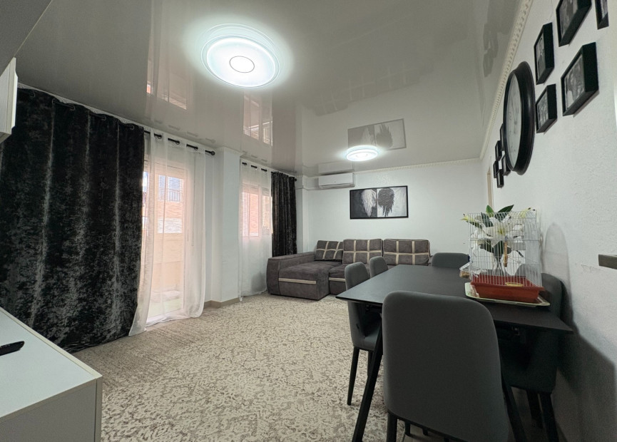 Resale - 1. Apartment / flat - Torrevieja - Costa Blanca South