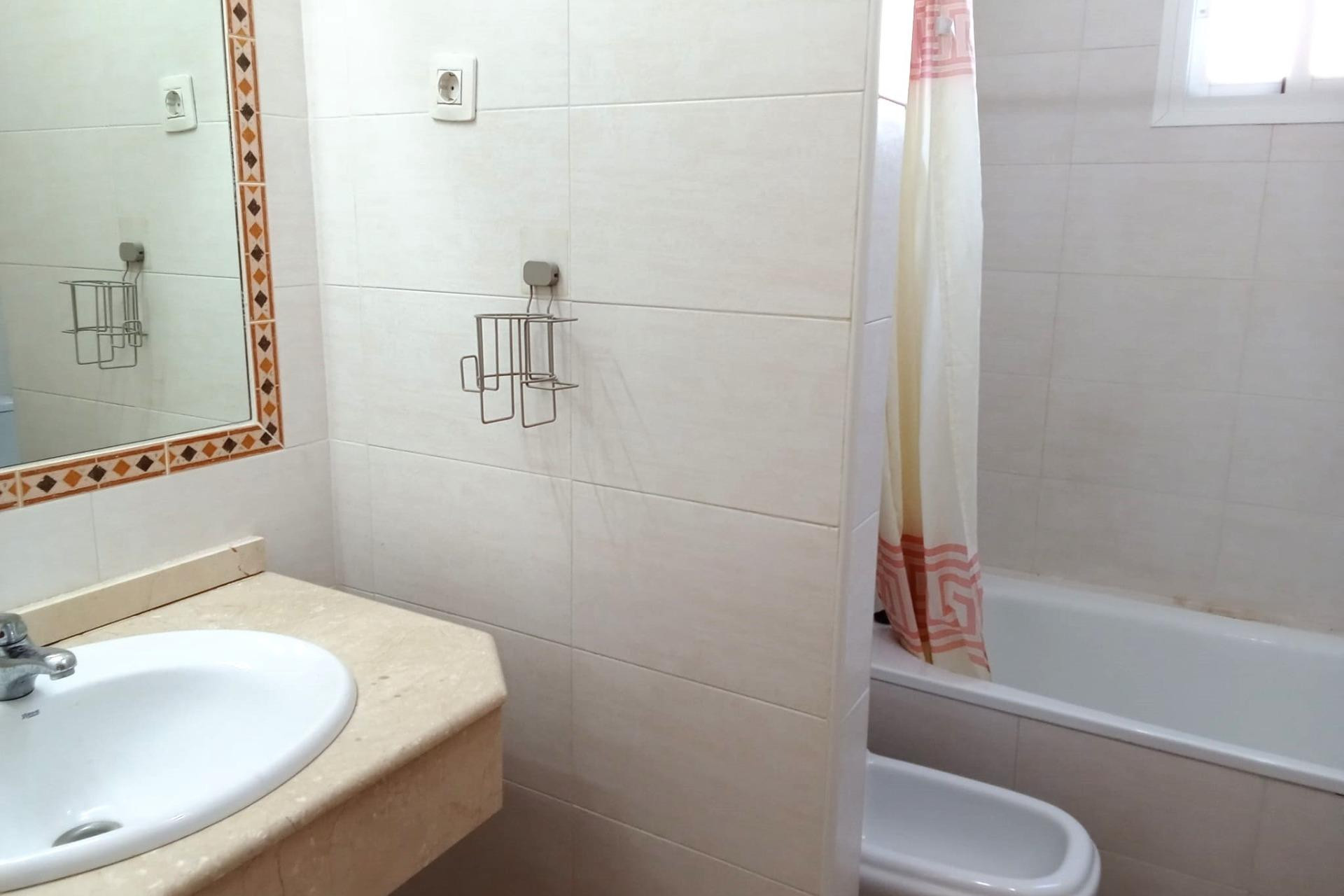 Resale - 1. Apartment / flat - Torrevieja - Costa Blanca South
