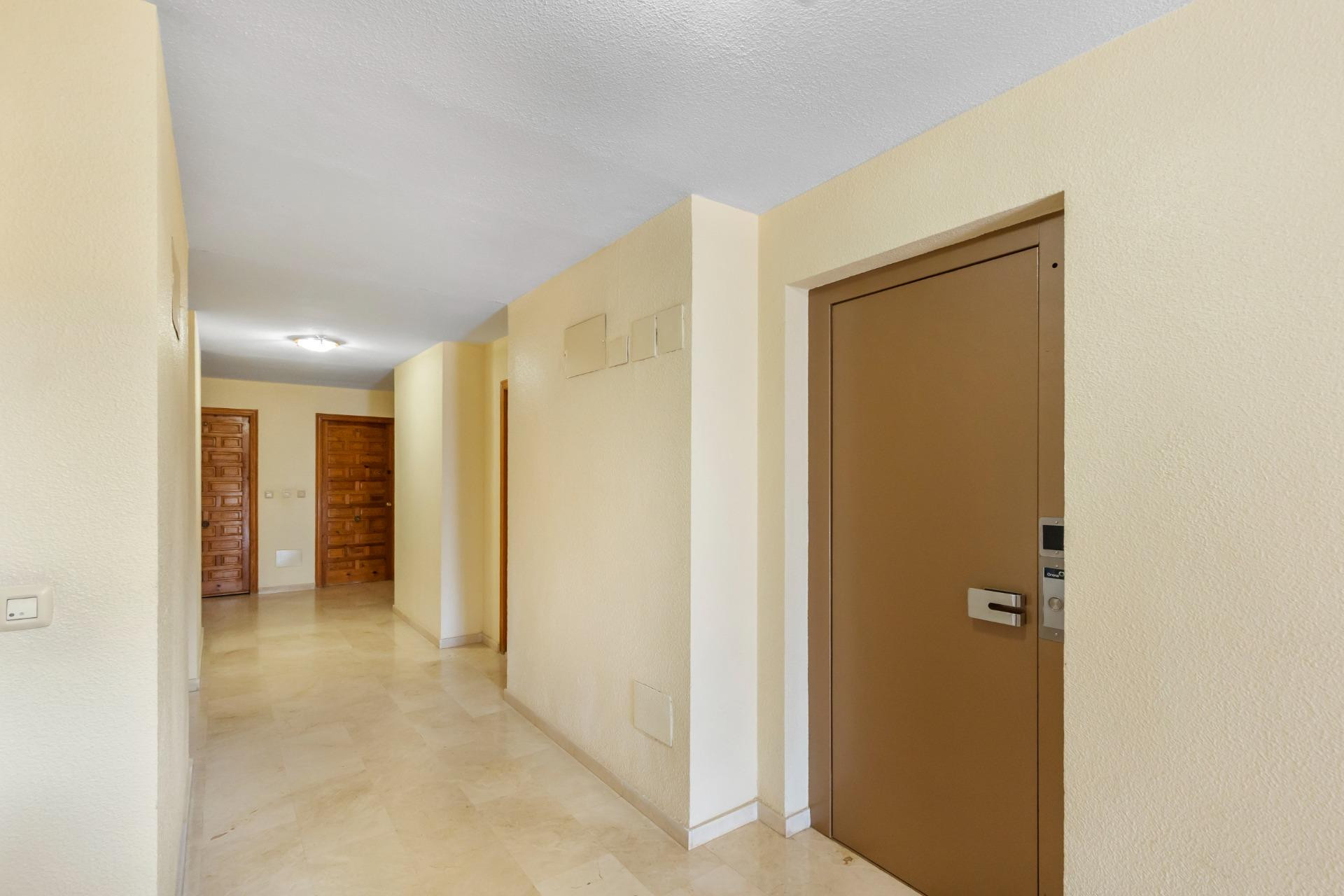 Resale - 1. Apartment / flat - Torrevieja - Costa Blanca South