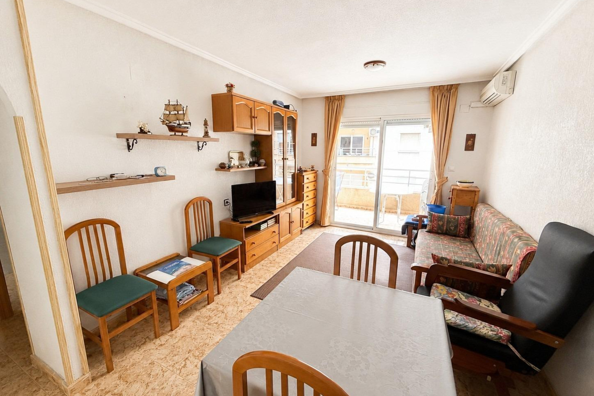 Resale - 1. Apartment / flat - Torrevieja - Costa Blanca South