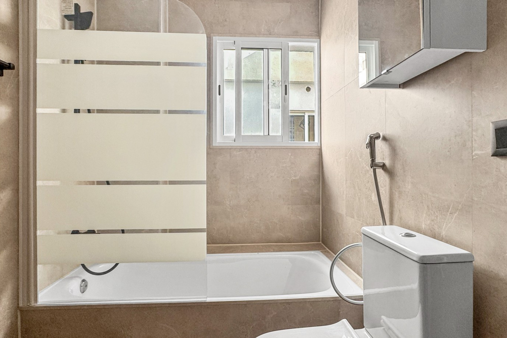 Resale - 1. Apartment / flat - Torrevieja - Costa Blanca South