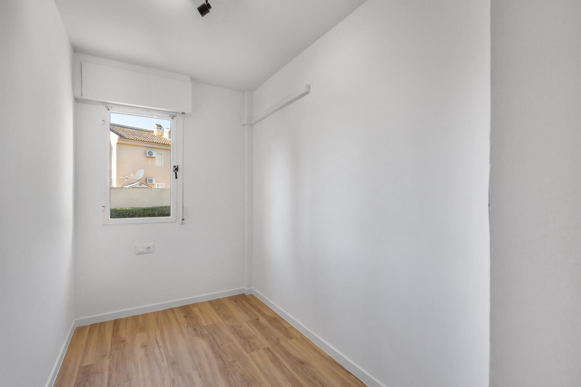 Resale - 1. Apartment / flat - Torrevieja - Costa Blanca South