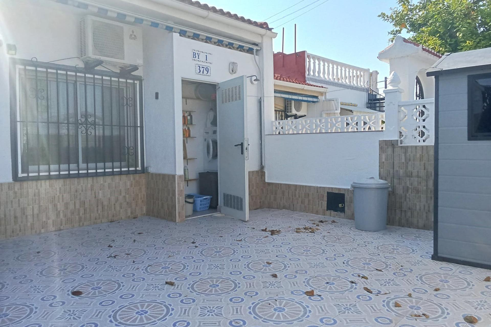Resale - 1. Apartment / flat - Torrevieja - Costa Blanca South