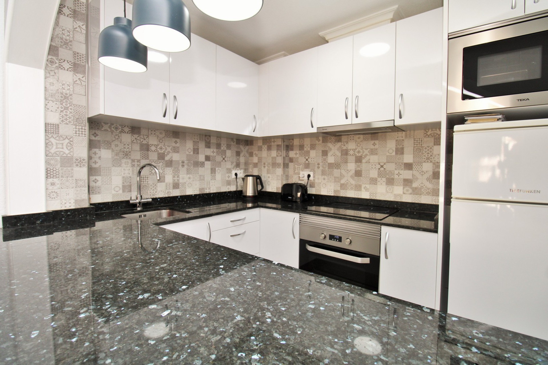 Resale - 1. Apartment / flat - Torrevieja - Costa Blanca South