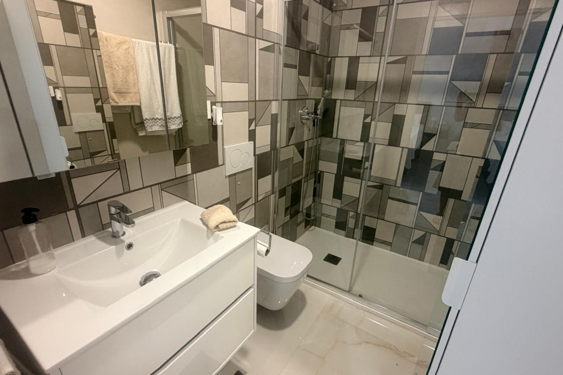 Resale - 1. Apartment / flat - Torrevieja - Costa Blanca South