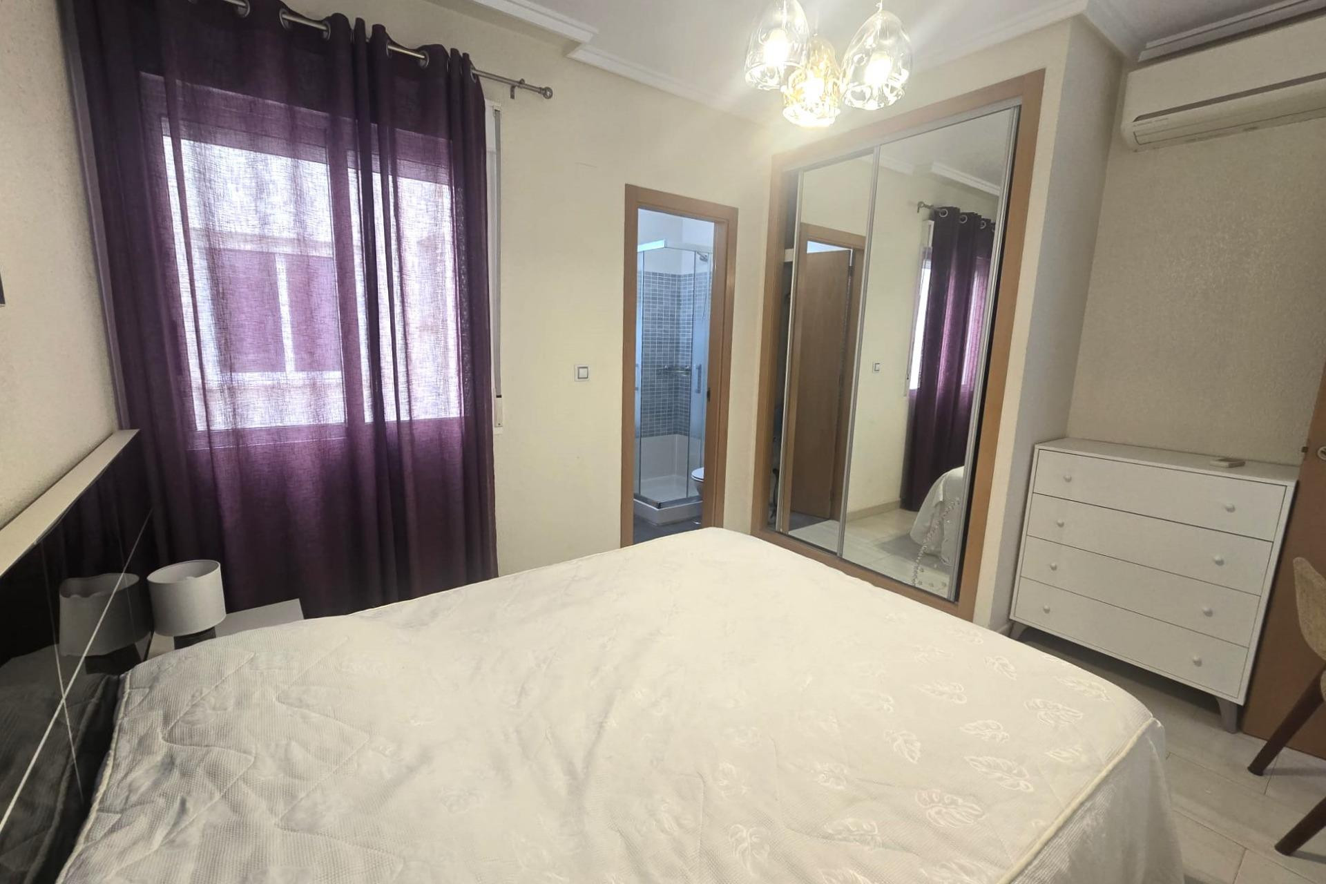 Resale - 1. Apartment / flat - Torrevieja - Costa Blanca South