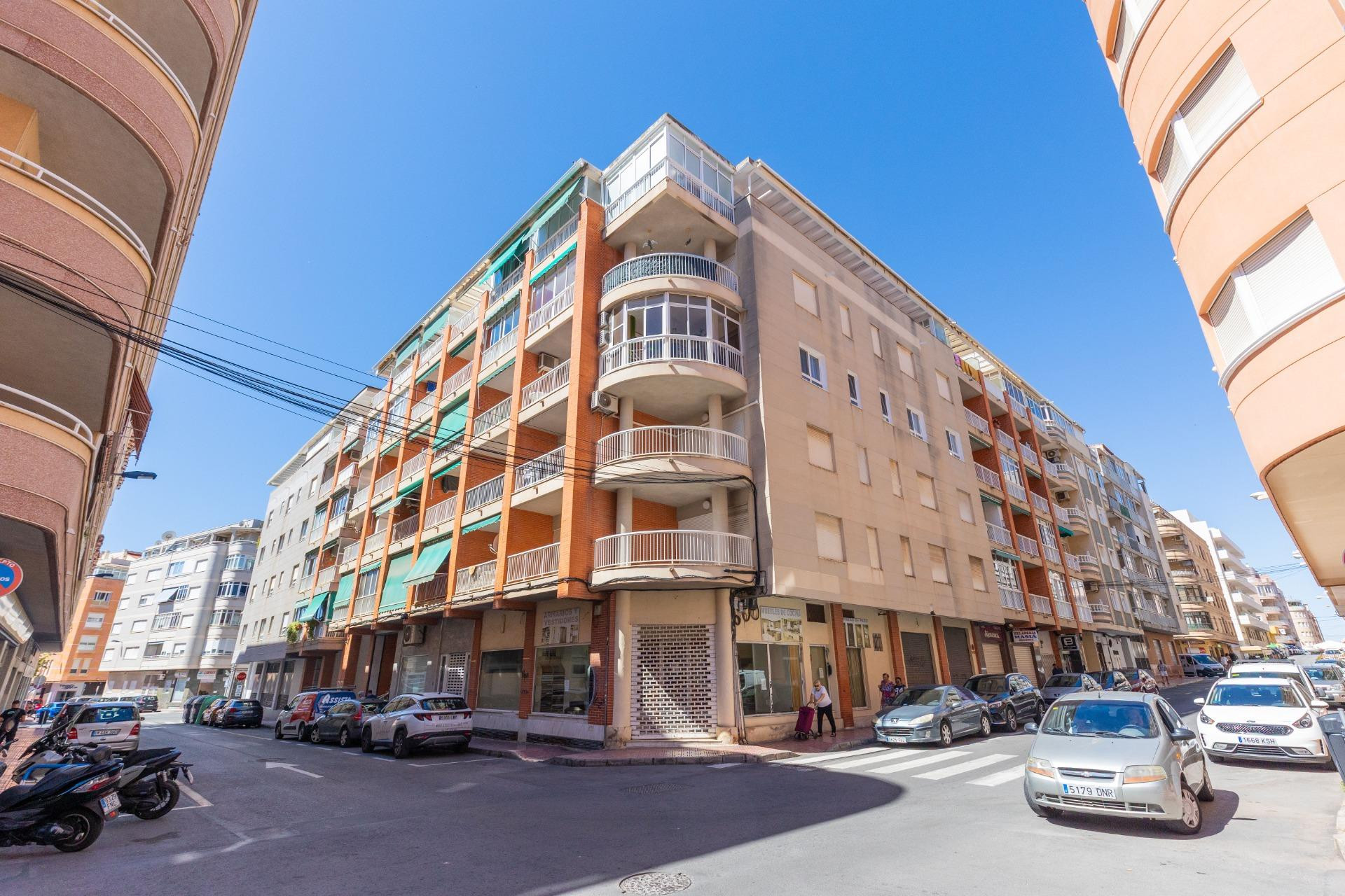 Resale - 1. Apartment / flat - Torrevieja - Costa Blanca South