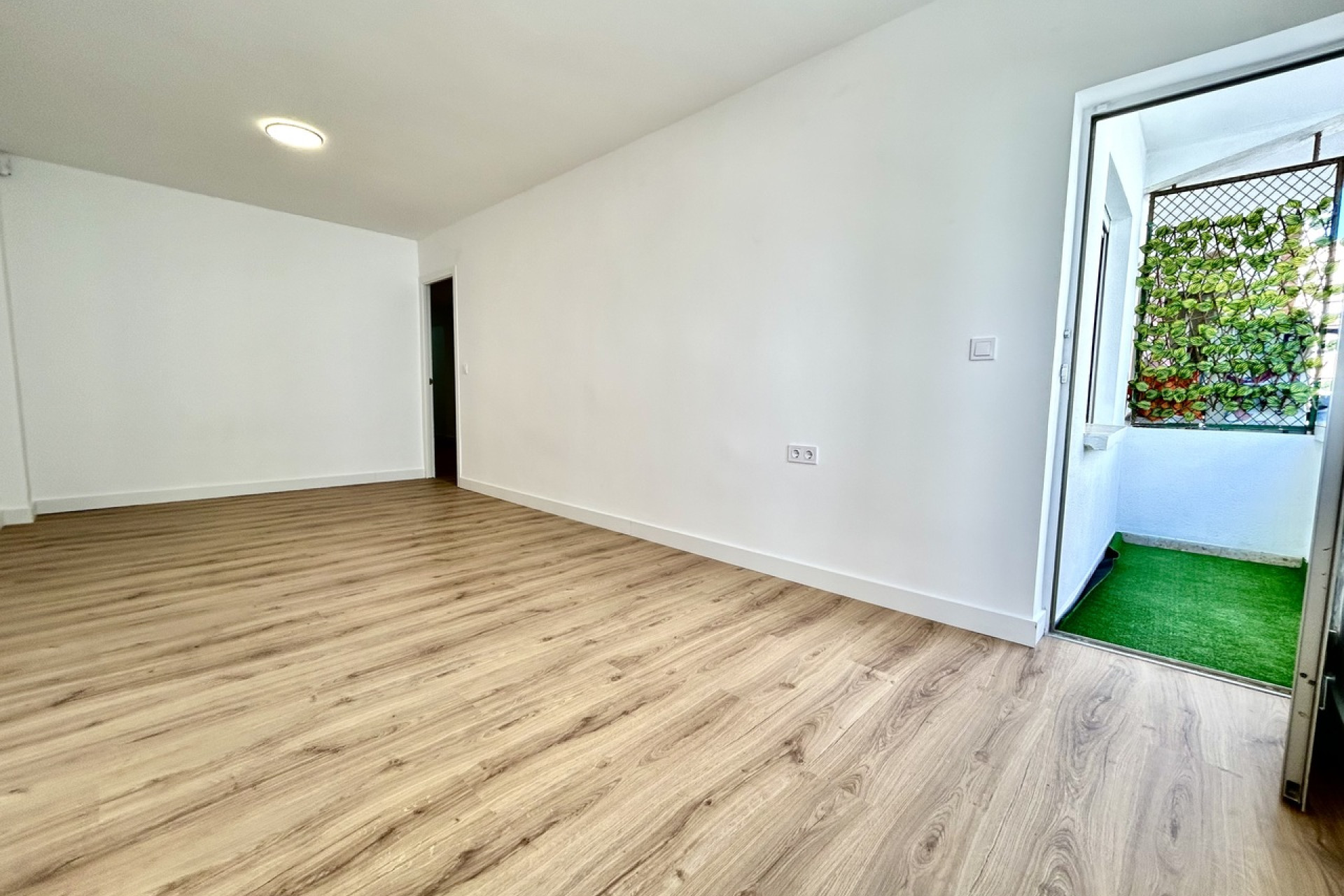 Resale - 1. Apartment / flat - Torrevieja - Costa Blanca South