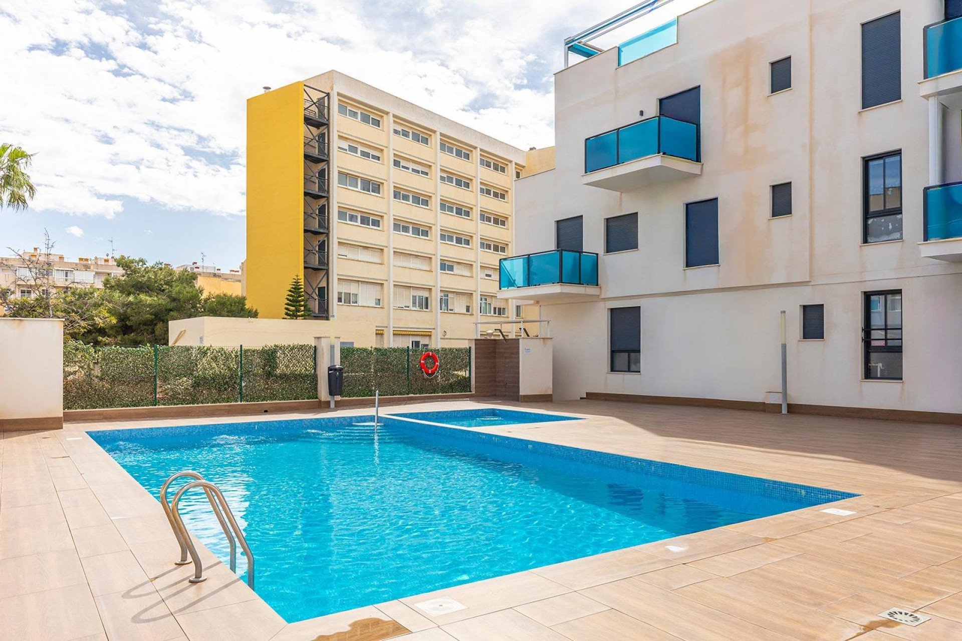 Resale - 1. Apartment / flat - Torrevieja - Costa Blanca South