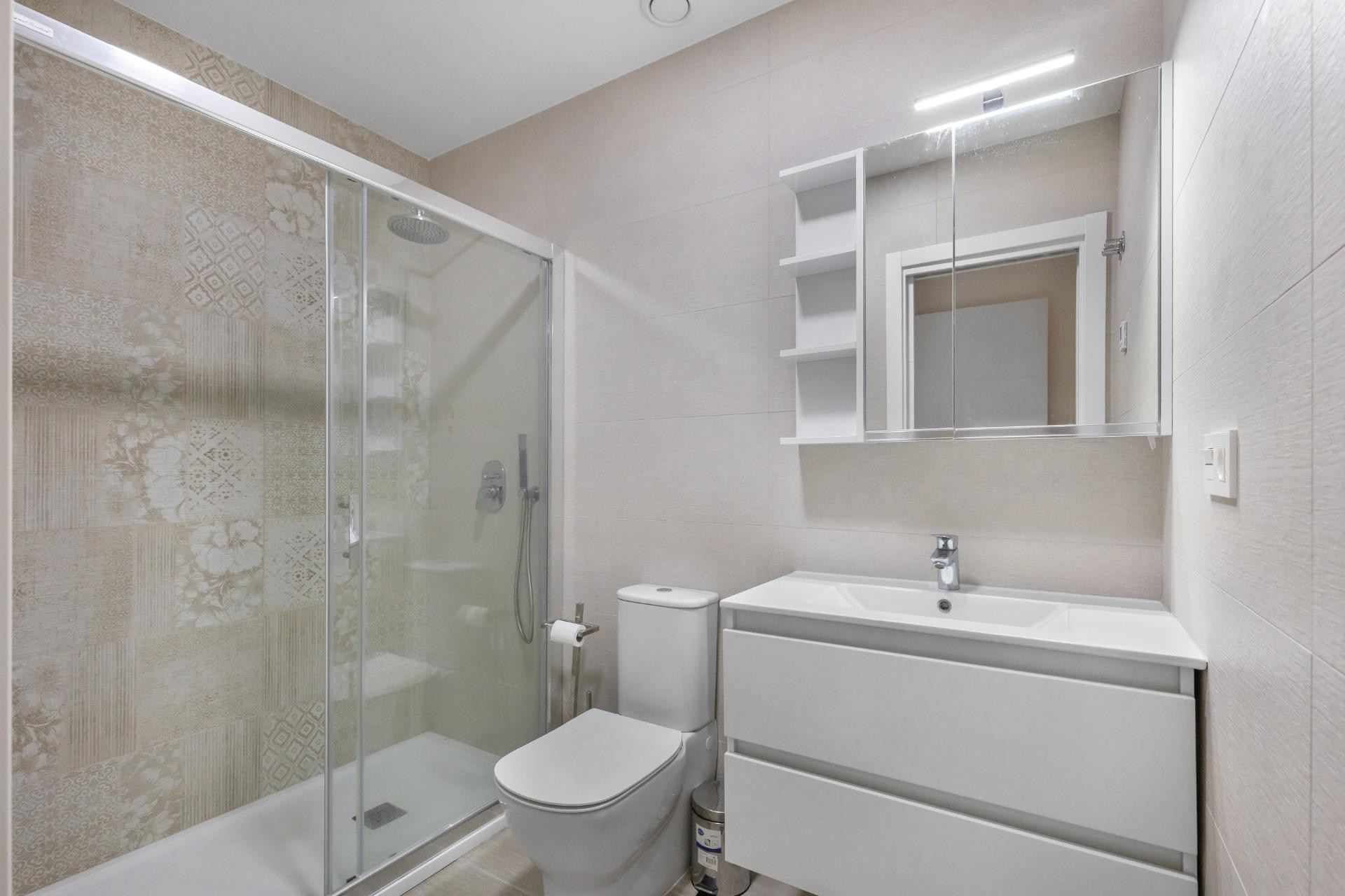 Resale - 1. Apartment / flat - Torrevieja - Costa Blanca South