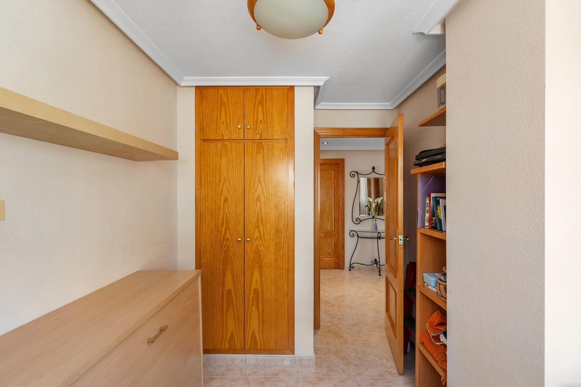 Resale - 1. Apartment / flat - Torrevieja - Costa Blanca South