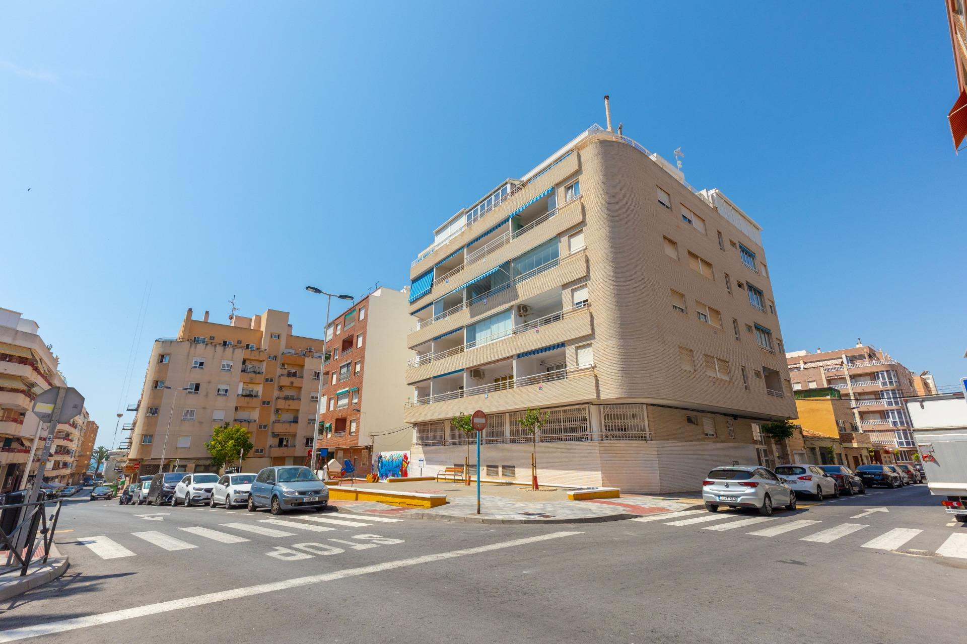 Resale - 1. Apartment / flat - Torrevieja - Costa Blanca South