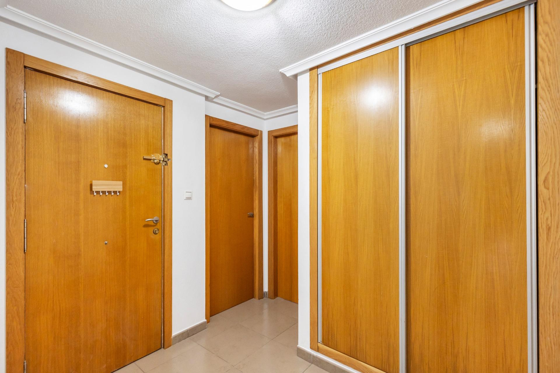 Resale - 1. Apartment / flat - Torrevieja - Costa Blanca South