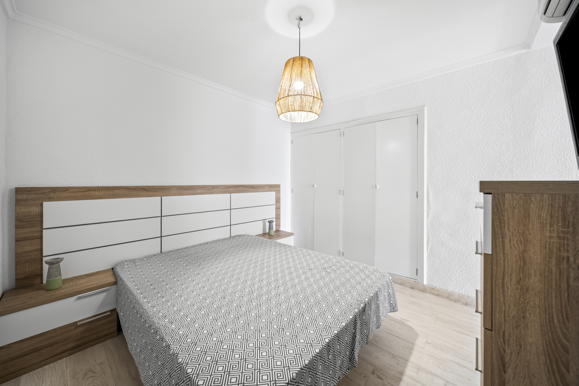 Resale - 1. Apartment / flat - Torrevieja - Costa Blanca South