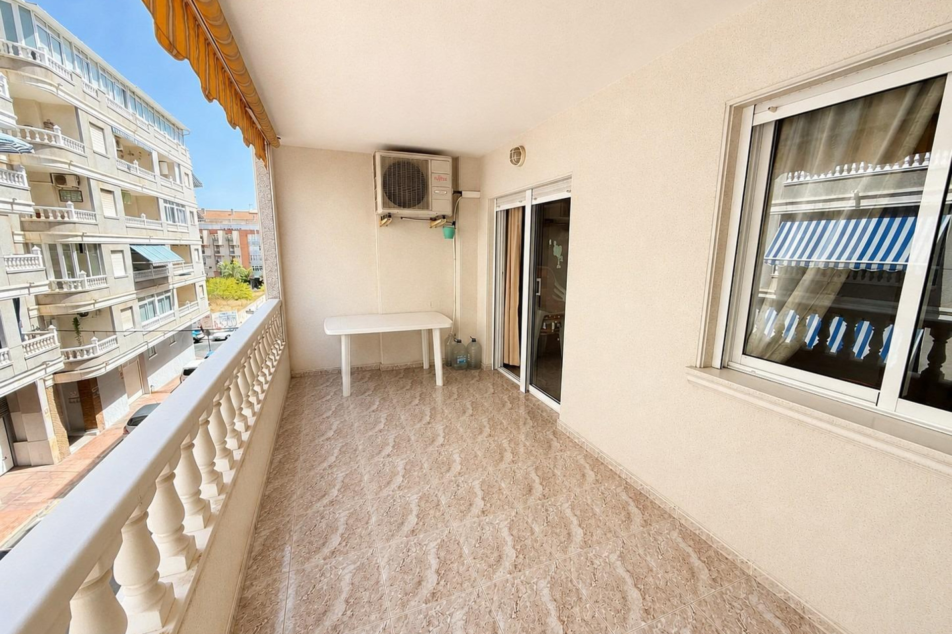 Resale - 1. Apartment / flat - Torrevieja - Costa Blanca South